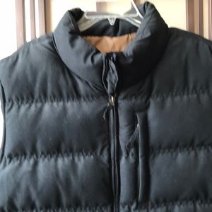 Men’s quilted vest brand new never worn.